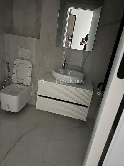 Vanzare 3 Camere Bloc Nou Pipera OMV - 16