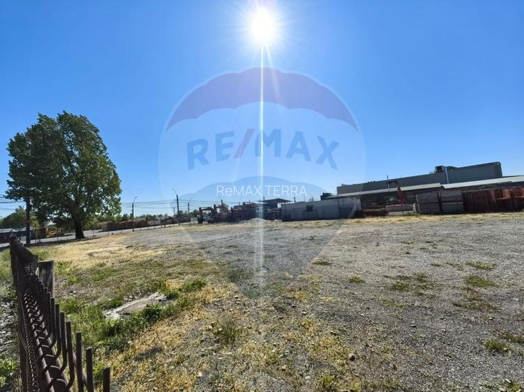 Teren de inchiriat – 3.000 mp la bulevard principal - 6
