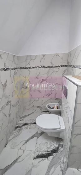 Vila de vanzare cu 4 camere in Brebu - 12