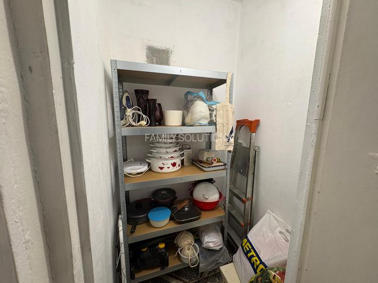 Apartament 3 camere de vanzare decomandat – Str. Uioara nr. 3 - 32