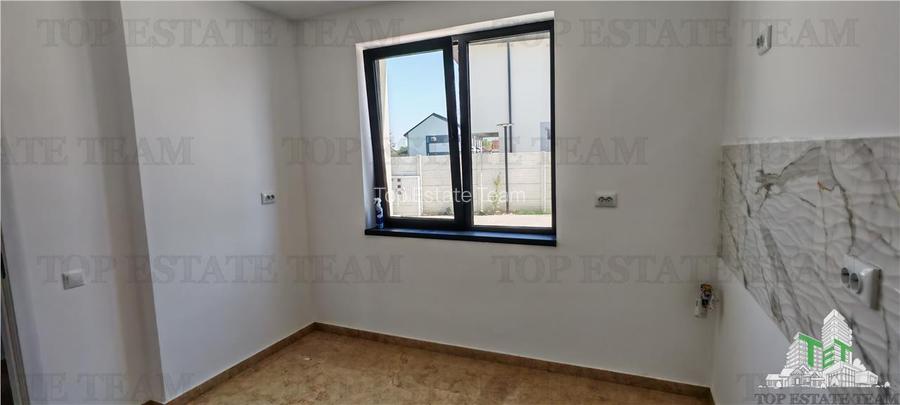 Vila 6 camere, incalzire in pardoseala, P+1+M, toate utilitatile, 280mp teren, P - 15