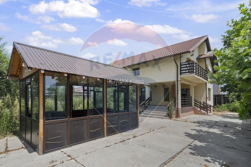 Casă individuală spațioasă 6 camere, cu grădină de 572 mp in Gulia - 2