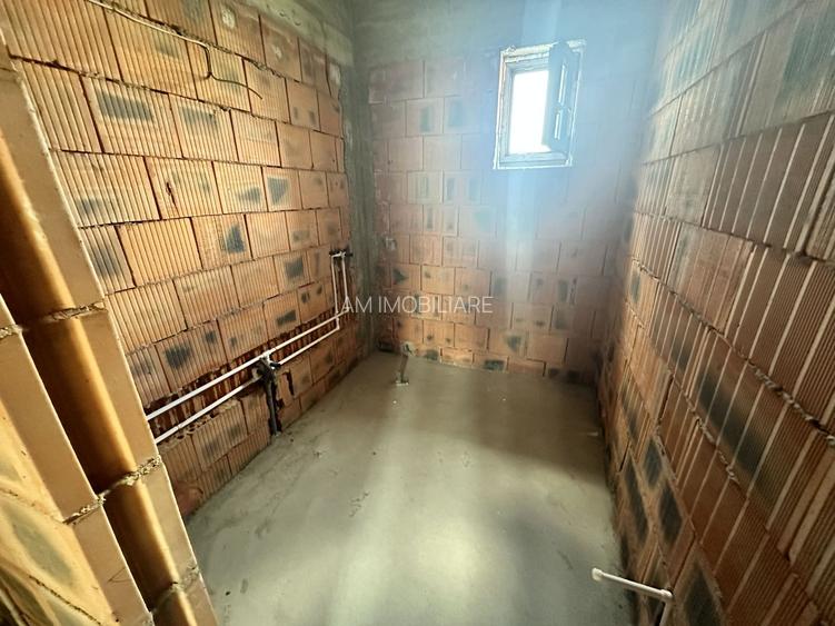 CASA - RATE LA DEZVOLTATOR PE 5 ANI, TOATE UTILITATILE, COMISION 0% - 8