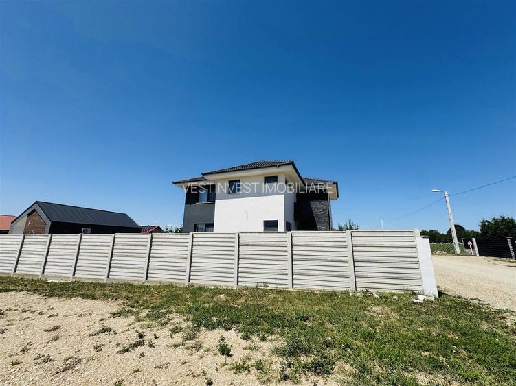 Casa semifinisata P+E zona Oncea  n - 2