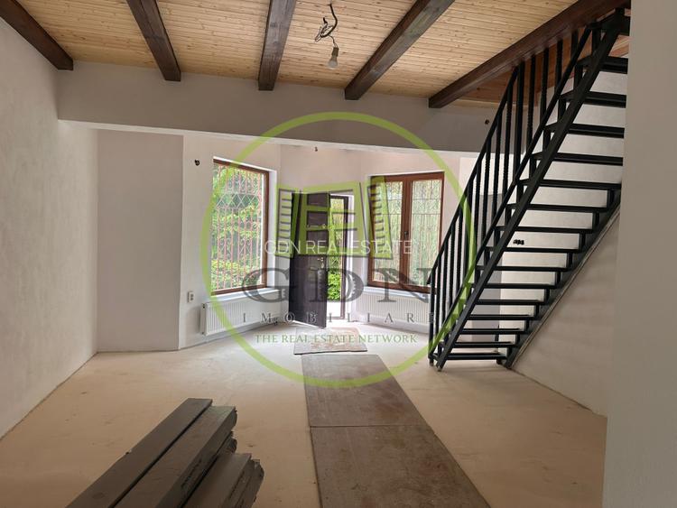 Duplex deosebit cu vedere panoramică spre munți și pădure – Tocile, Sadu - 19