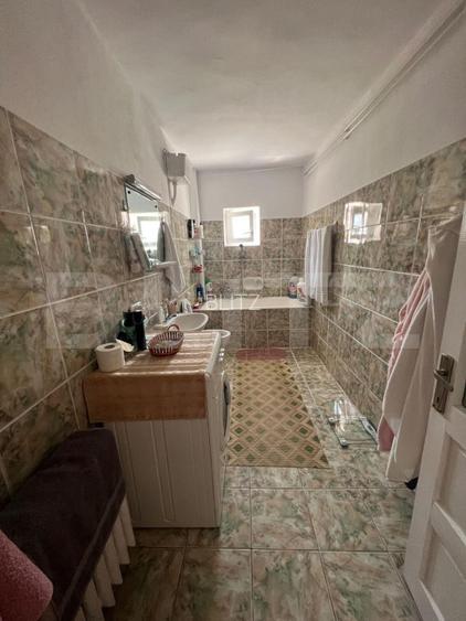 Casa individuala intr-o zona de case, 260mp, teren 500mp zona Pod Ira - 11