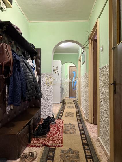 3 camere DECOMANDAT | 1981 | 7 min metrou | 74 mp |  DE RENOVAT - 7