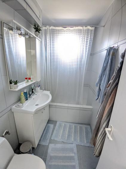 Apartament de vânzare, 3 camere, 60 mp, Gheorgheni zona Hotel Royal