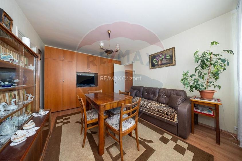 Apartament cu potențial real în inima zonei Zizinului – Brașov - 3