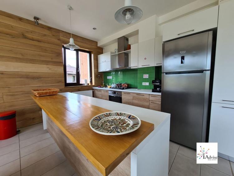 Vila Cu Panorama De Vanzare In Fundata - 14