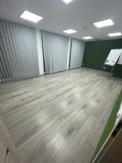 Basarabiei spatiu comercial cu teren si constructie locuinta  . - 2