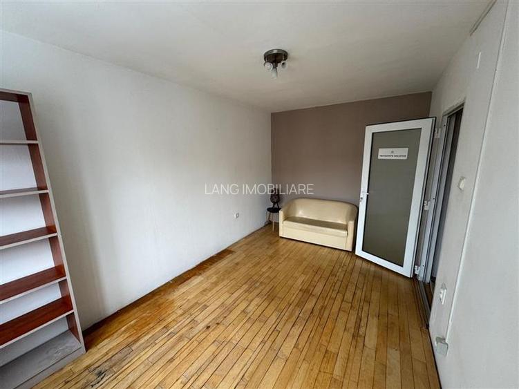 APARTAMENT  IN ZONA ULTRACENTRALA DE INCHIRIAT - 2