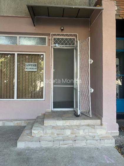 Spațiu comercial avsntajos - 12