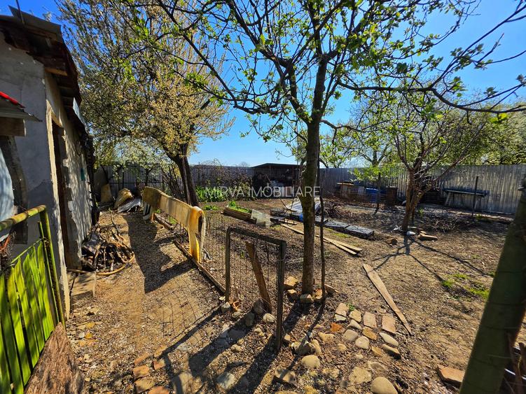 Casă 4 camere, 685 mp teren, renovată 2011 – Mănești, Zalhanaua - 9