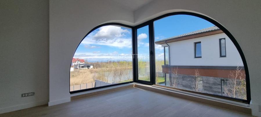 Vila Lux cu vedere la LAGUNA ALBASTRA - 42