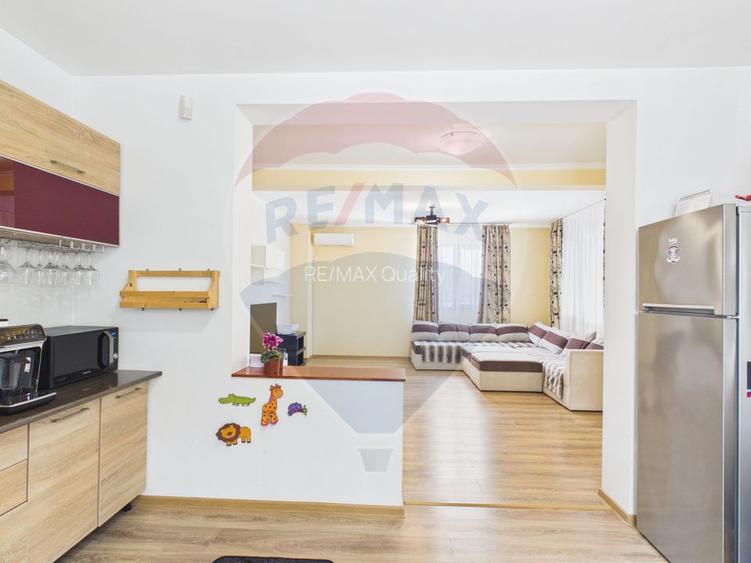 Apartament de vanzare in vila cu curte in satul Ulmi - 3