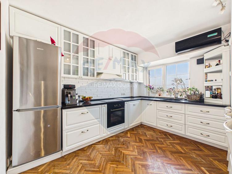 Apartament de 3 camere cu priveliste - zona Stefan Cel Mare - 12