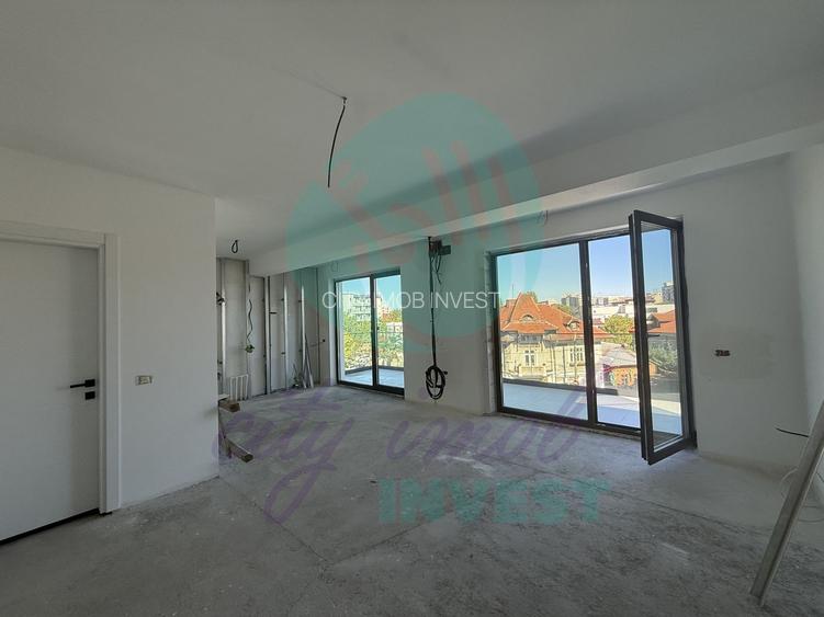 Apartament cu LIFT IN INTERIOR si doua terase de 21 mp in total - 5