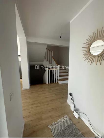 Duplex de vanzare , 200 mp utili zona ,VIVO - 6