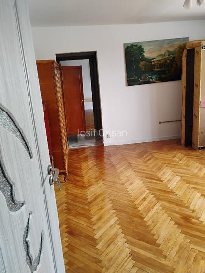 Închiriez apartament 3 camere spațios renovat complet fara minori fara animale d - 6
