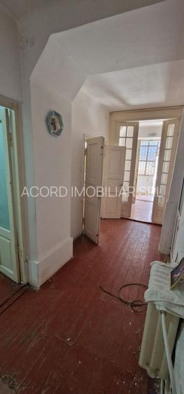 Apartament situat in zona Peninsula, ideal birouri. - 13