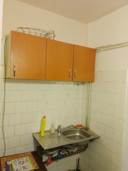 Proprietar vând garsonieră. - 4
