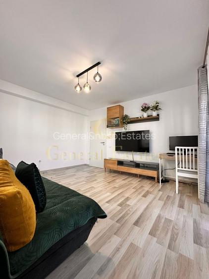 De vanzare apartament cu 3 camere | Sanpetru - 2