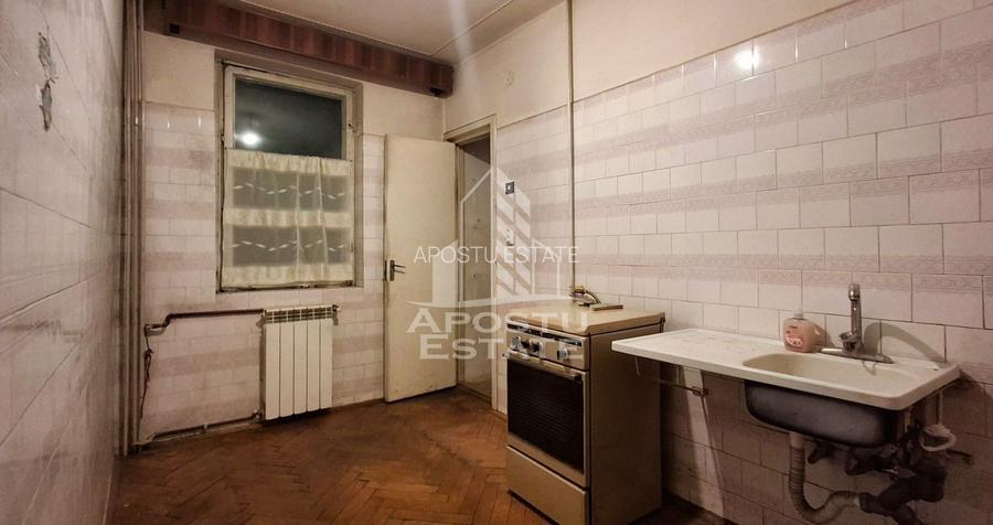 Apartament  2 camere decomandat ultracentral - 9