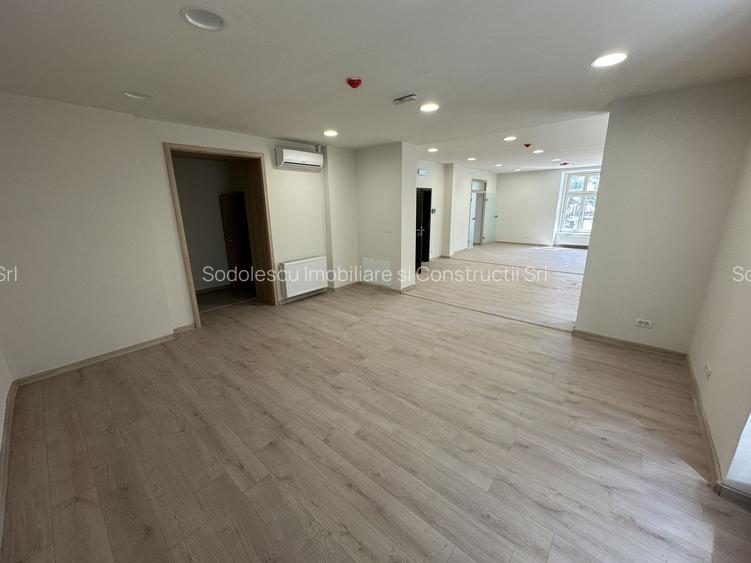 Saptii de birouri Ultracentral supraf. de la 28pana la940 mp - 8