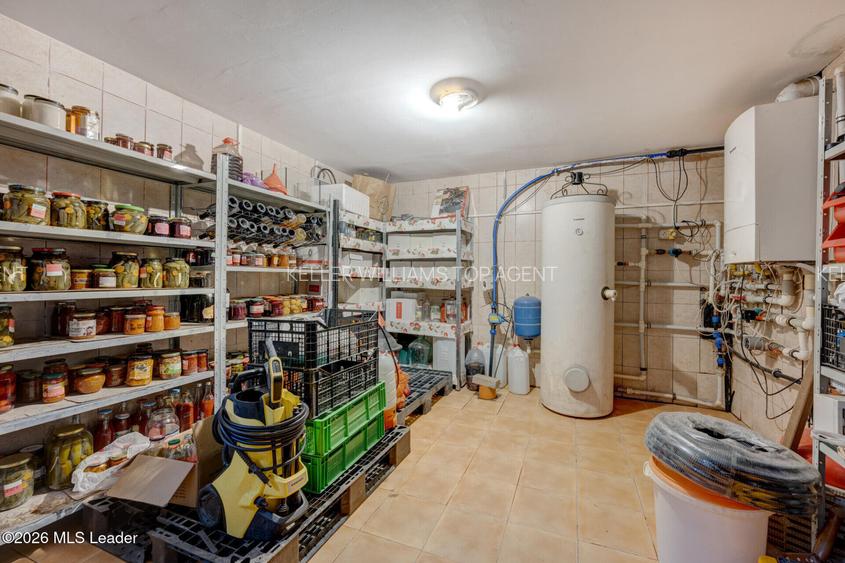 Casa Mogosoaia locuinta, scoala, after-school, gradinita, azil - 34