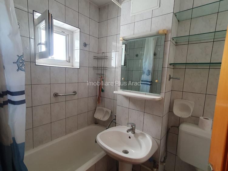 Vand apartament cu 3 camere zona Fortuna - 13