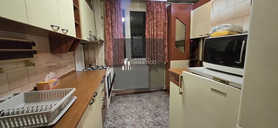 3 camere/ Aparatorii Patriei/centrala/parcare - 3