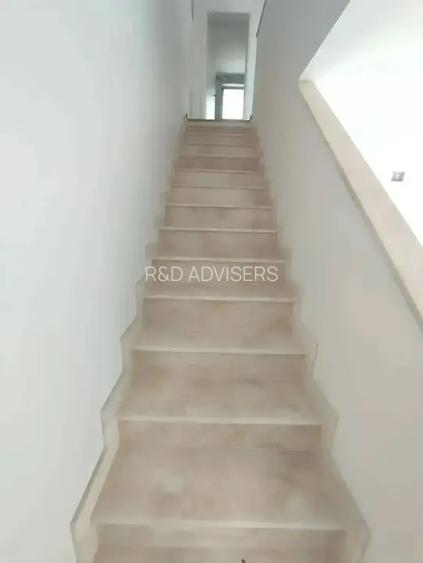 Casa 4 Camere Otopeni | Mansarda Generoasa | Camere Mari - 12