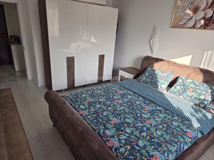 Închiriez apartament cu 2 camere 64 mp + loc de parcare-Drumul Binelui-Sector 4 - 4