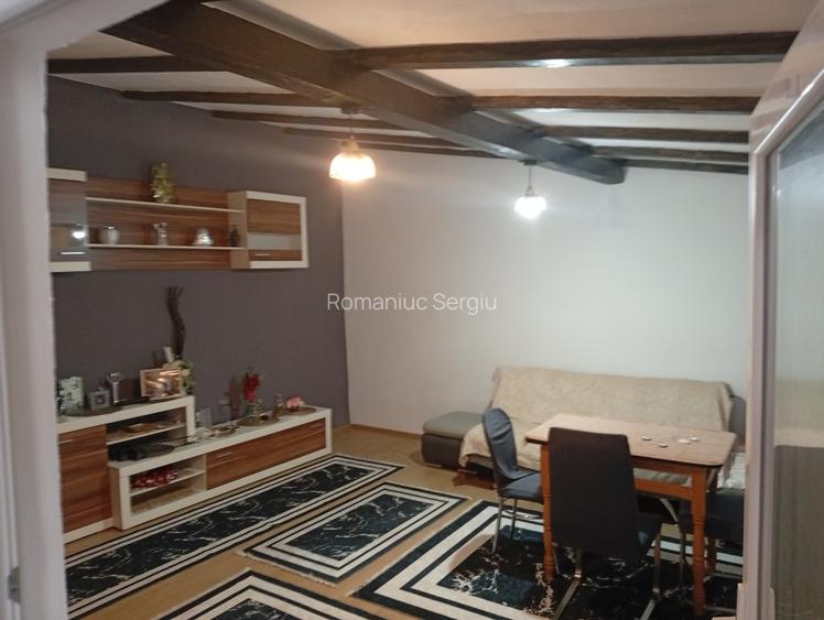 Casa cu etaj ,mansarda,anexe  - 11