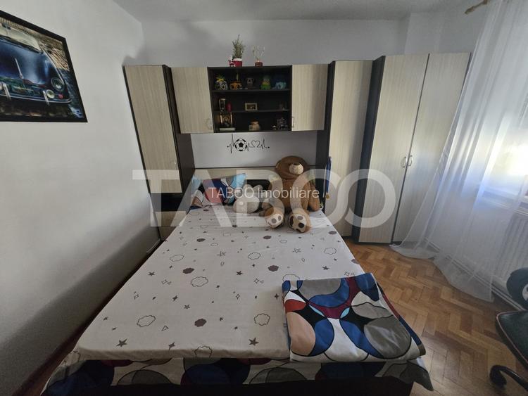 Apartament 3 camere decomandat 68mp cu balcon zona Siretului Sibiu - 11