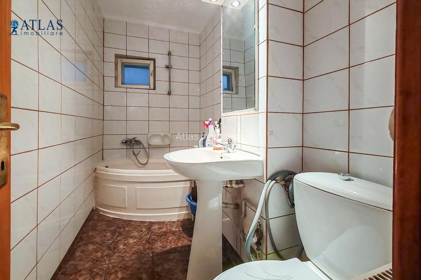 Oportunitate centrală: 3 camere, decomandat, 74 mp, 2 bai, etaj 6/8 - 8