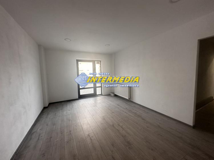 Spatiu comercial 50 mp vanzare CETATE Piata -Stadion vad f bun, finisat total - 2