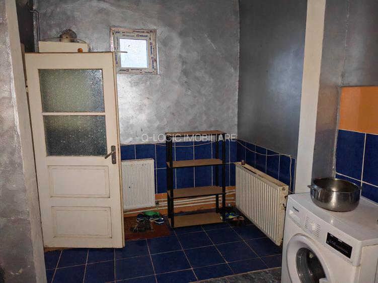 Casa 6 camere libera la vanzare RASNOV - 15