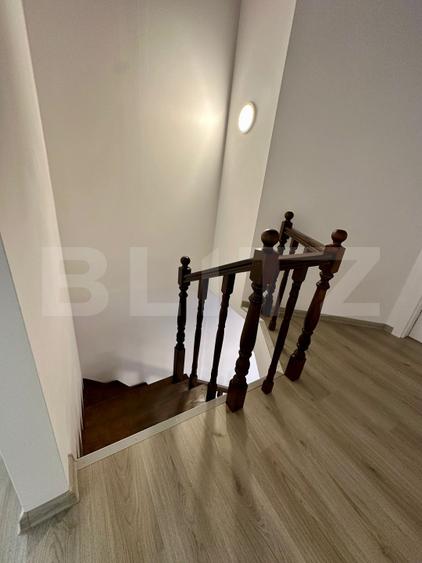 Apartament cu 4 camere, 79 mp utili, zona Closca