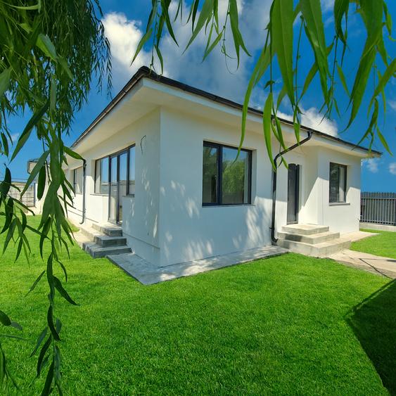 Casă de vânzare | 90 mp | 320 mp teren | Tunari | 185.000€