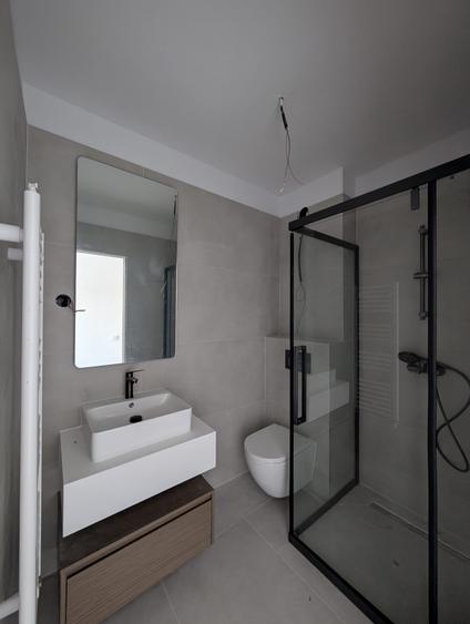 Apartament nou 3 camere,2 bai ,zona Tineretului