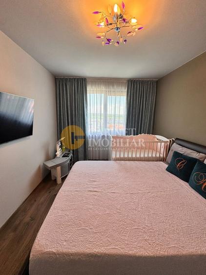 2 CAMERE DECOMANDAT--ETAJ 2--MOBILAT SI UTILAT-- ESQ VILLAGE 2