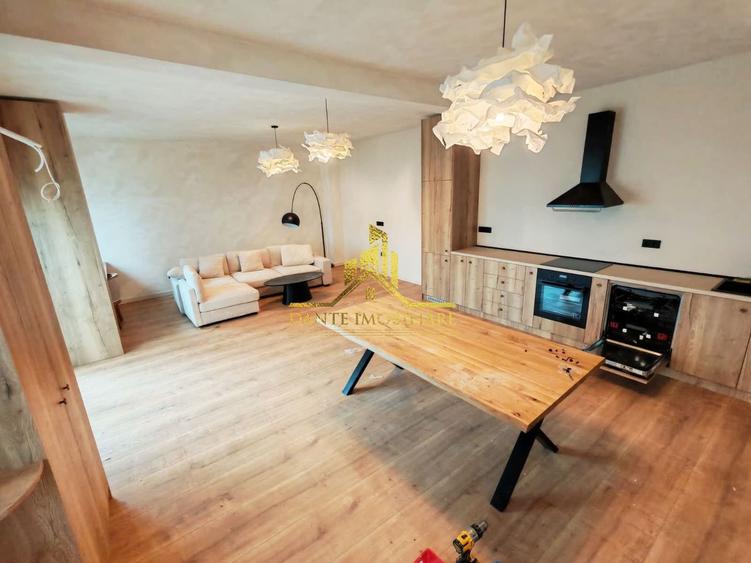 Casa, 3 camere, TOTUL NOU ultrafinisata parcare, Central, Pet Friendly