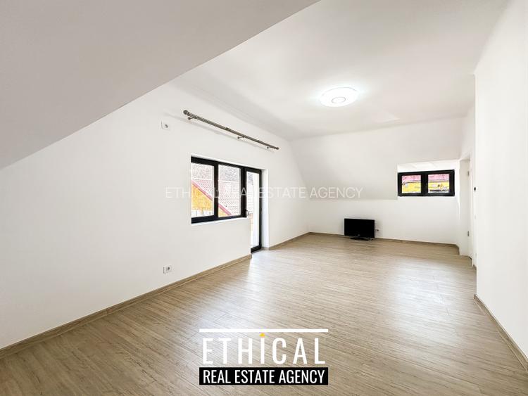 Vila interbelica restaurata integral – proprietate rara Sinaia in centru. - 16