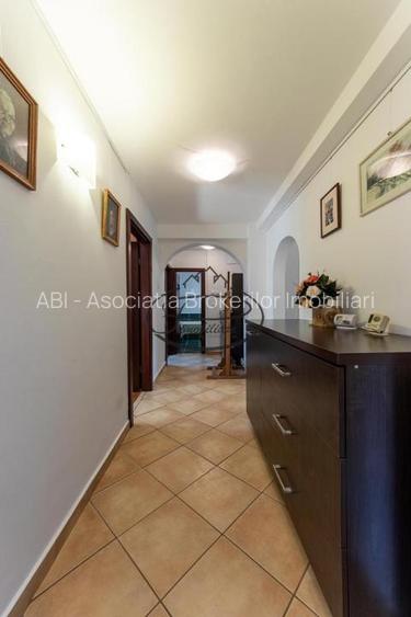 Aviatiei, apartament 4 camere, decomandat   loc ADP - 10
