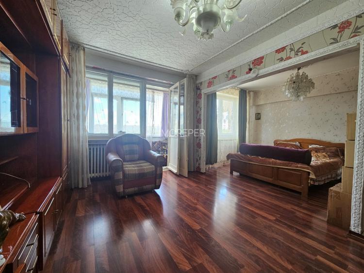 Vanzare Apartament 3 camere, Brancoveanu intersectie cu Nitu Vasile - 2