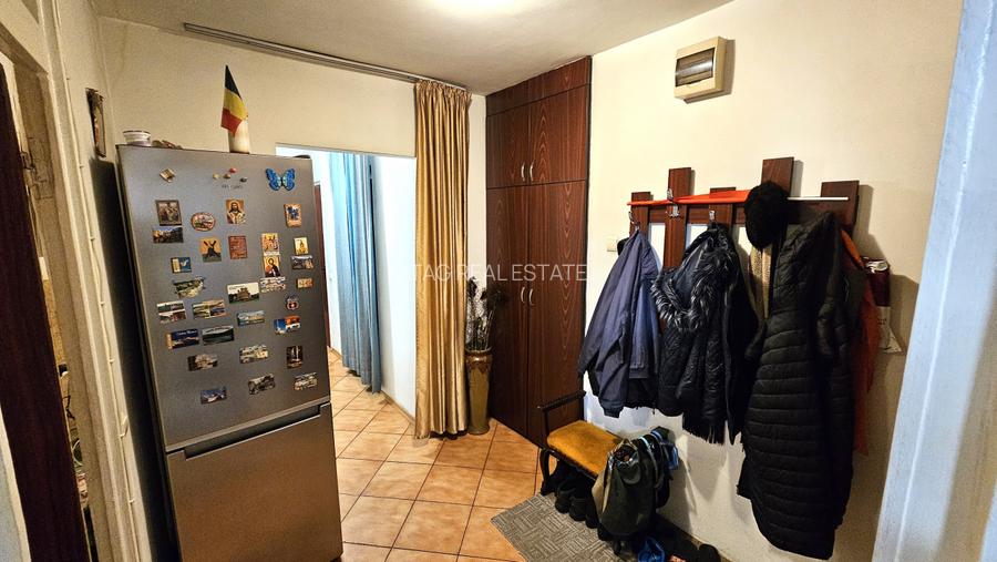 Metrou Lujerului - Plaza Romania vanzare apartament 3 camere + boxa - 18