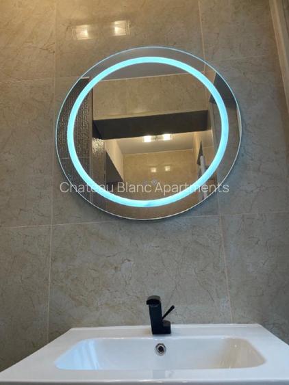 Discount mare, 2 camere lux, gata de mutare, comision 0 - 13