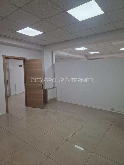 Ultracentral - spatiu birouri - cladire moderna - 16